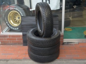 ダンロップ ウインターマックス SV01 165R14 8PR LT 中古 ダンロップ ウインターマックス SV01 165R14 8PR LT 中古