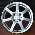 14インチ ホットスタッフ エクシーダ― EK7 中古ホイール4本セット