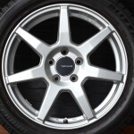 17インチ TAS テクマグ タイプ207 ブリヂストン ブリザック VRX スタッドレスタイヤ付き中古セット